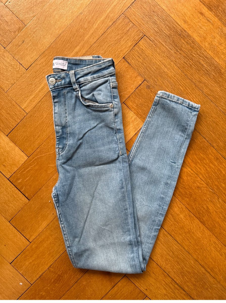 Zara Jeans: Skinny Jeans Zara, 34 – Gebraucht aus Zürich von sasast