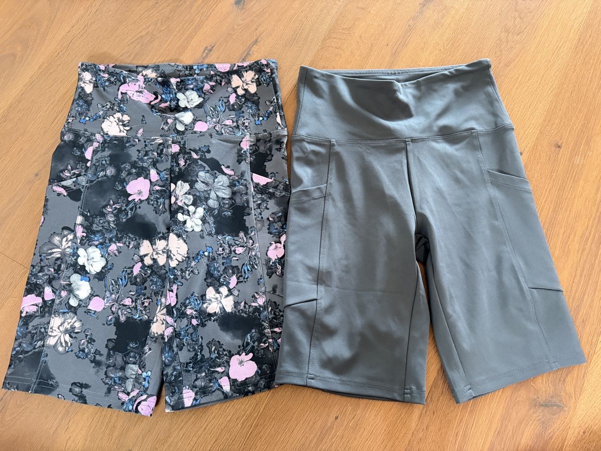 Pantaloni: 5 x Sporthosen Gr. S – Usato da Windlach venduto da Binchen0 1