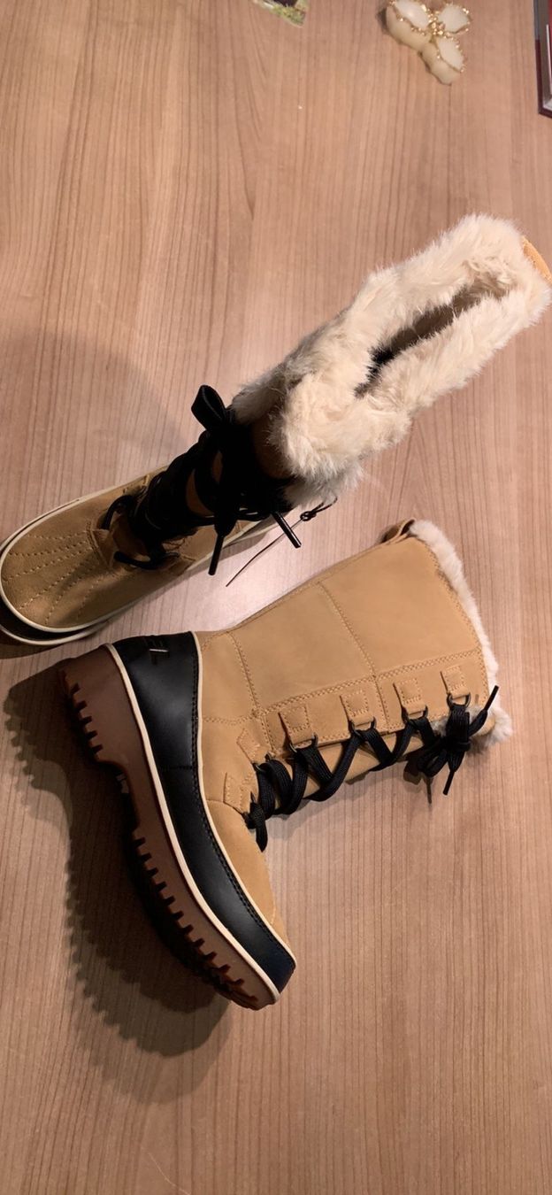 Sorel Scarpe per ragazze: Winterstiefel Sorel – Nuovo (secondo la descrizione) da Jona venduto da cosa03