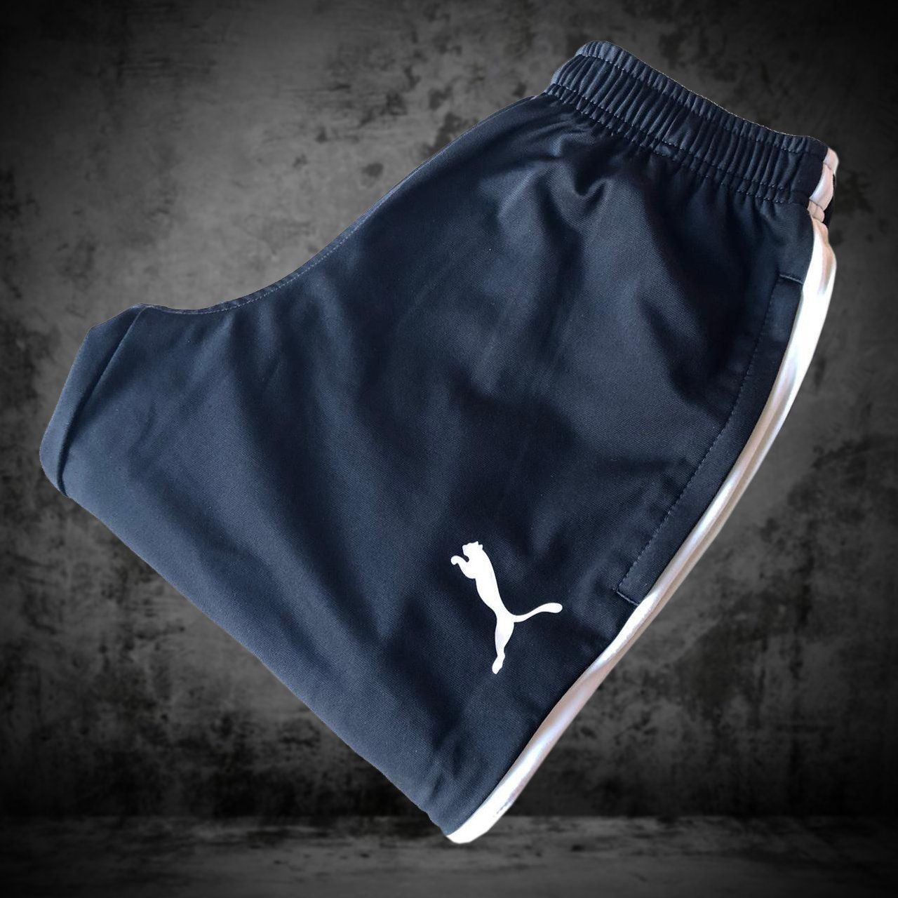 Puma Hosen: Jogging Puma Boy Black XL – Gebraucht aus Genève von ang_7j7j 5