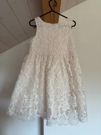 Robe de cérémonie enfant