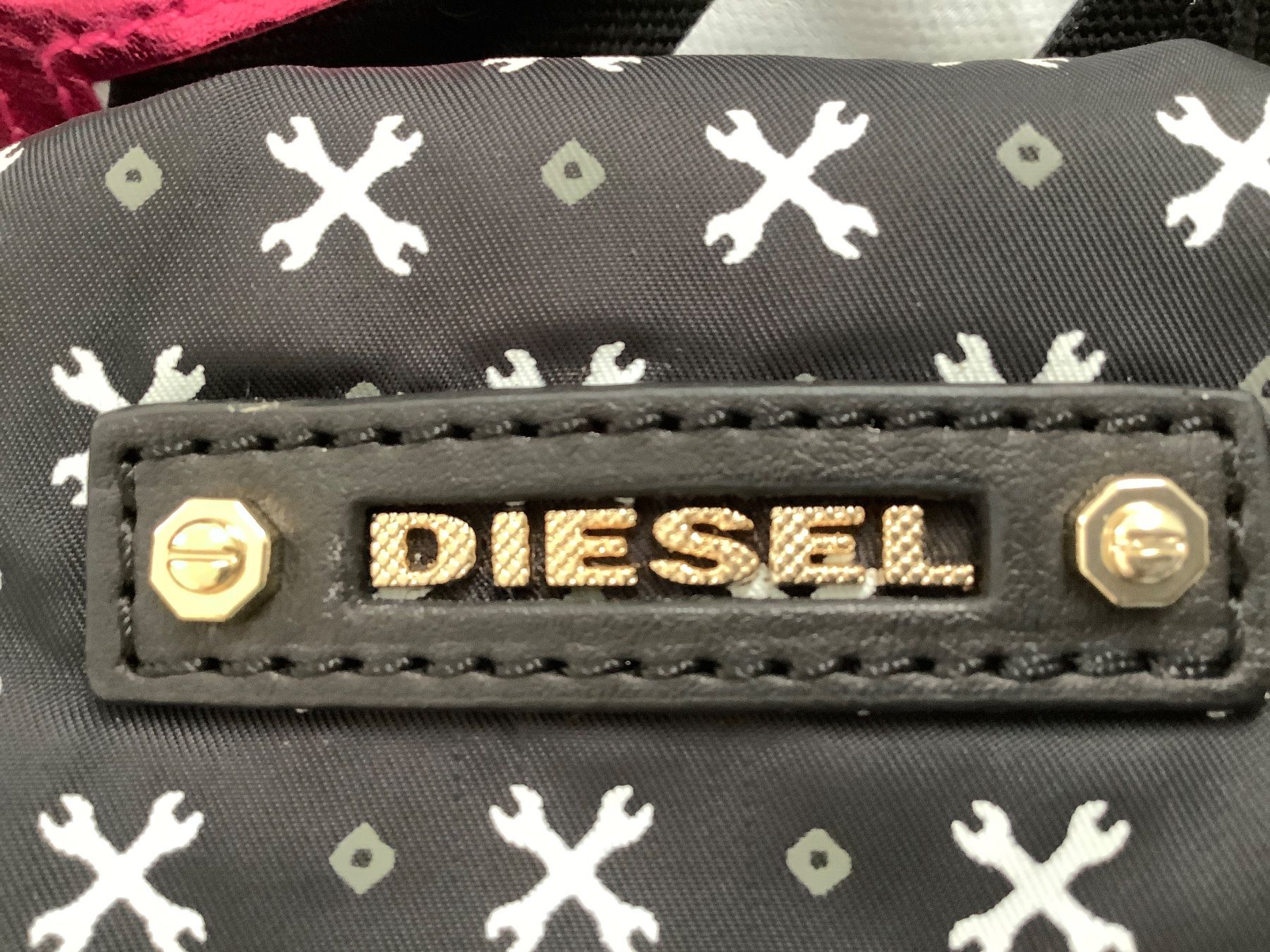 Diesel Taschen für Damen: Tasche von Diesel – Gebraucht aus Triesen von boston7 1