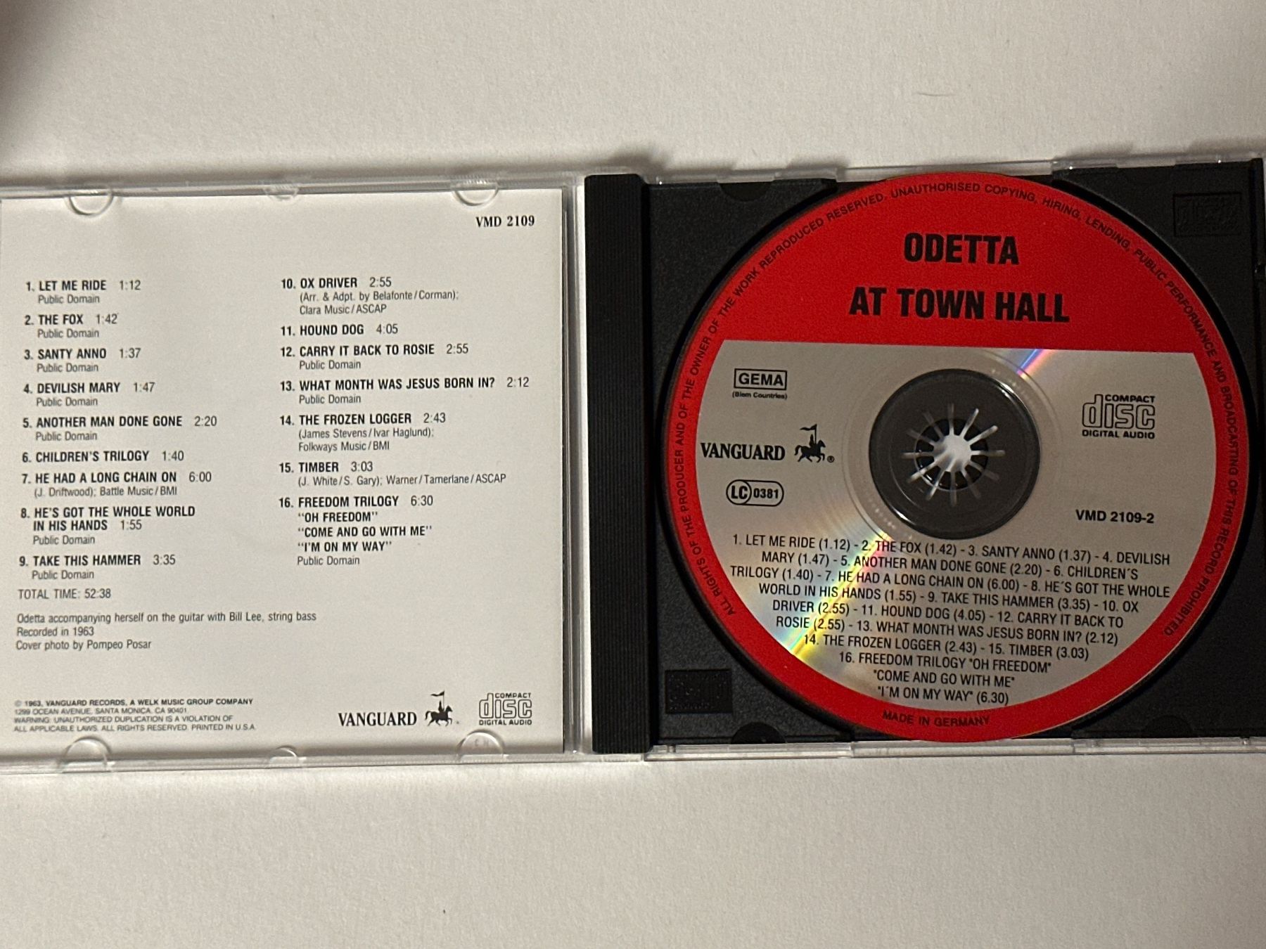 CD: Odetta - At Town Hall (Vergriffene Reissue) – Usato da Wabern venduto da fri_t6kq 2
