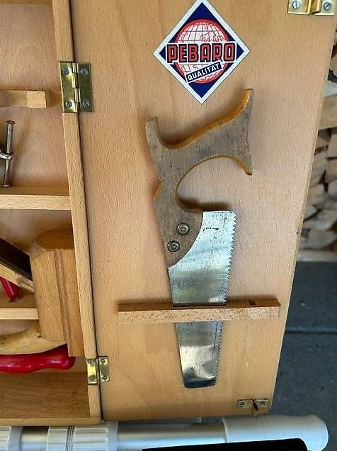 Alle Werkzeuge: Laubsägewerkzeugschrank – Gebraucht aus Grenchen von Schwaben14
