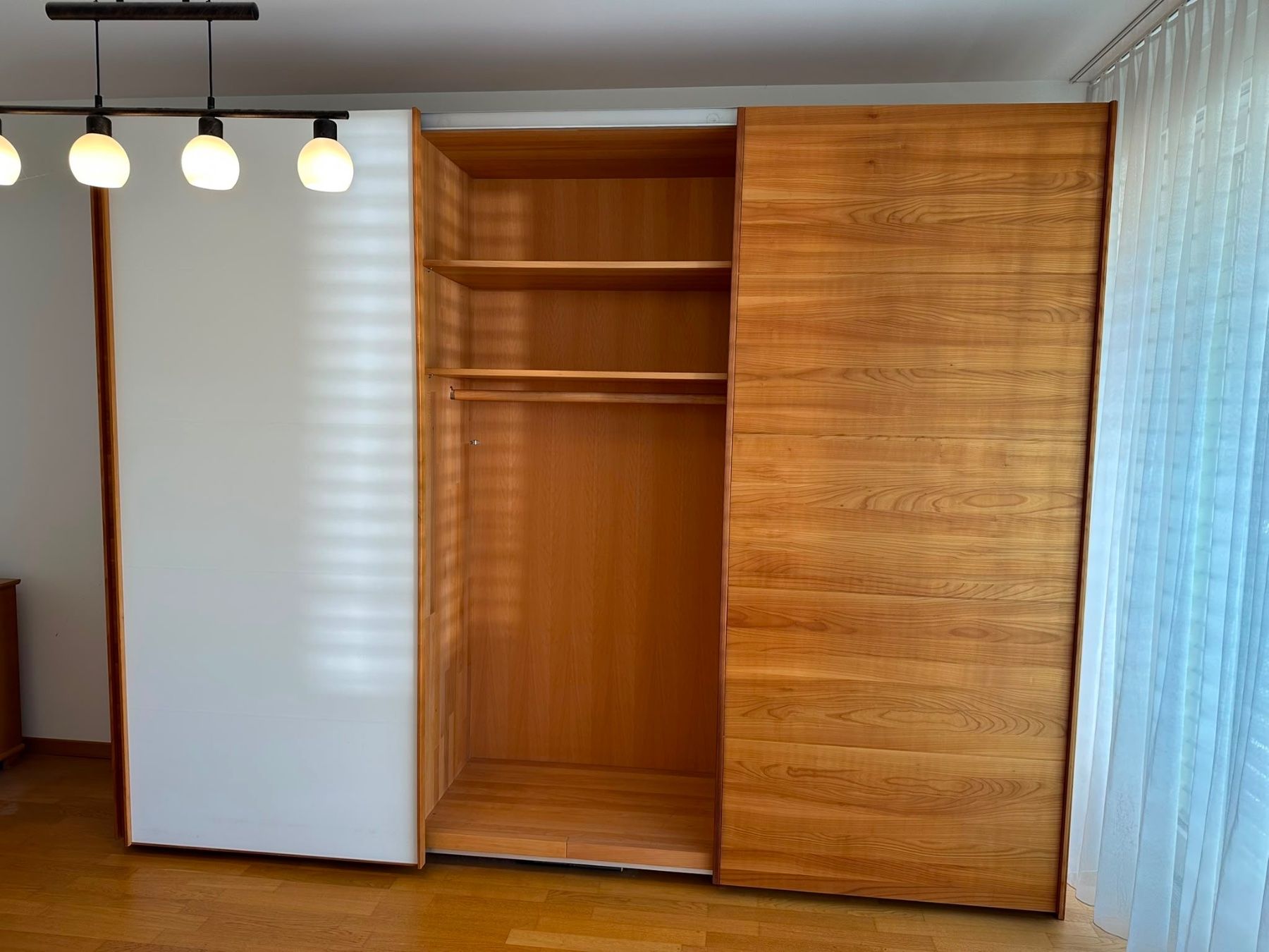 Armadi: Kleiderschrank – Usato da Birmensdorf ZH venduto da Dominik_callura 2