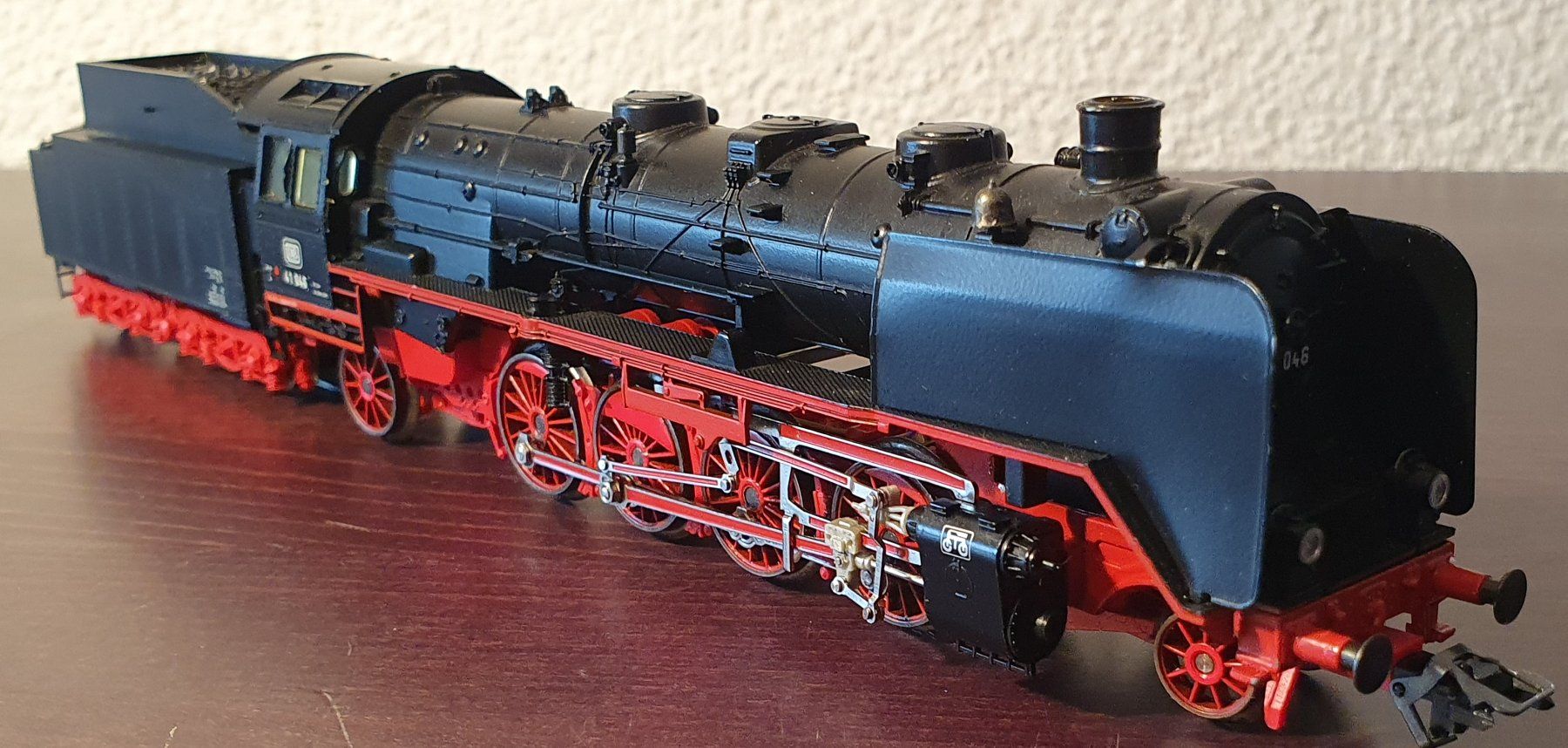 Märklin Modelleisenbahnen: MÄRKLIN:DB DAMPFLOK BR 41 MFX DIGITAL MIT RAUCHSATZ – Gebraucht aus Biglen von taunus82 4