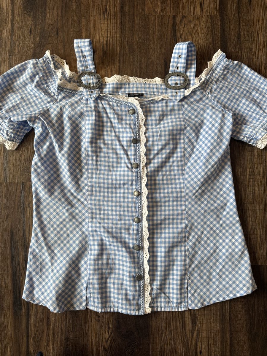 Camicette: Schöne Trachten Bluse von Laura Torelli – Usato da Buchs ZH venduto da crazyhandbaggirl123 1