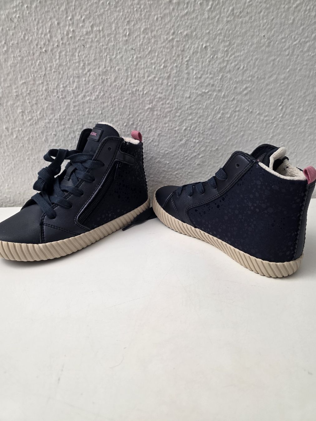 Geox Scarpe per ragazzi: Warme Geox Winter Schuhe, Gr. 30, Neu – Nuovo e nell'imballaggio originale da Rheinfelden venduto da mar_fjh6
