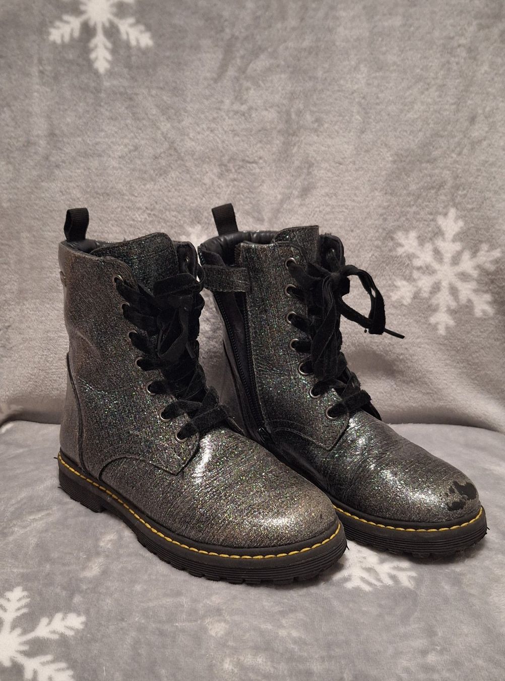Scarpe per ragazze: Lederschuhe Varese - Gr. 31 – Usato da Luzern venduto da Duga5
