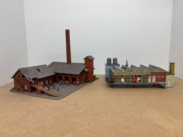 2er Set Faller H0 Lagerhallen, kleine Fabrikgebäude, Kamin