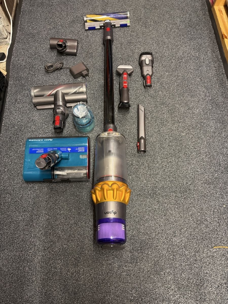Dyson Aspirateurs & Accessoires: Dyson v15 Detect Submarine – D'occasion à Landquart par Nnf007 1