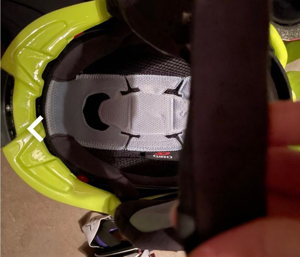 Giro Helme: Casque de ski Giro taille S pour caméra go pro neuf – Gebraucht aus Martigny von gai_2l9l 4