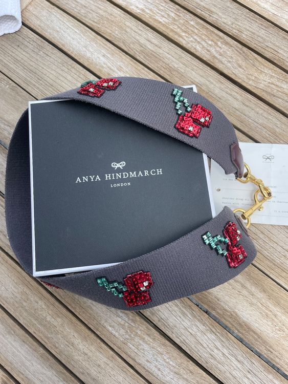 Taschen strap Anya Hindmarch Kirschen Kaufen auf Ricardo
