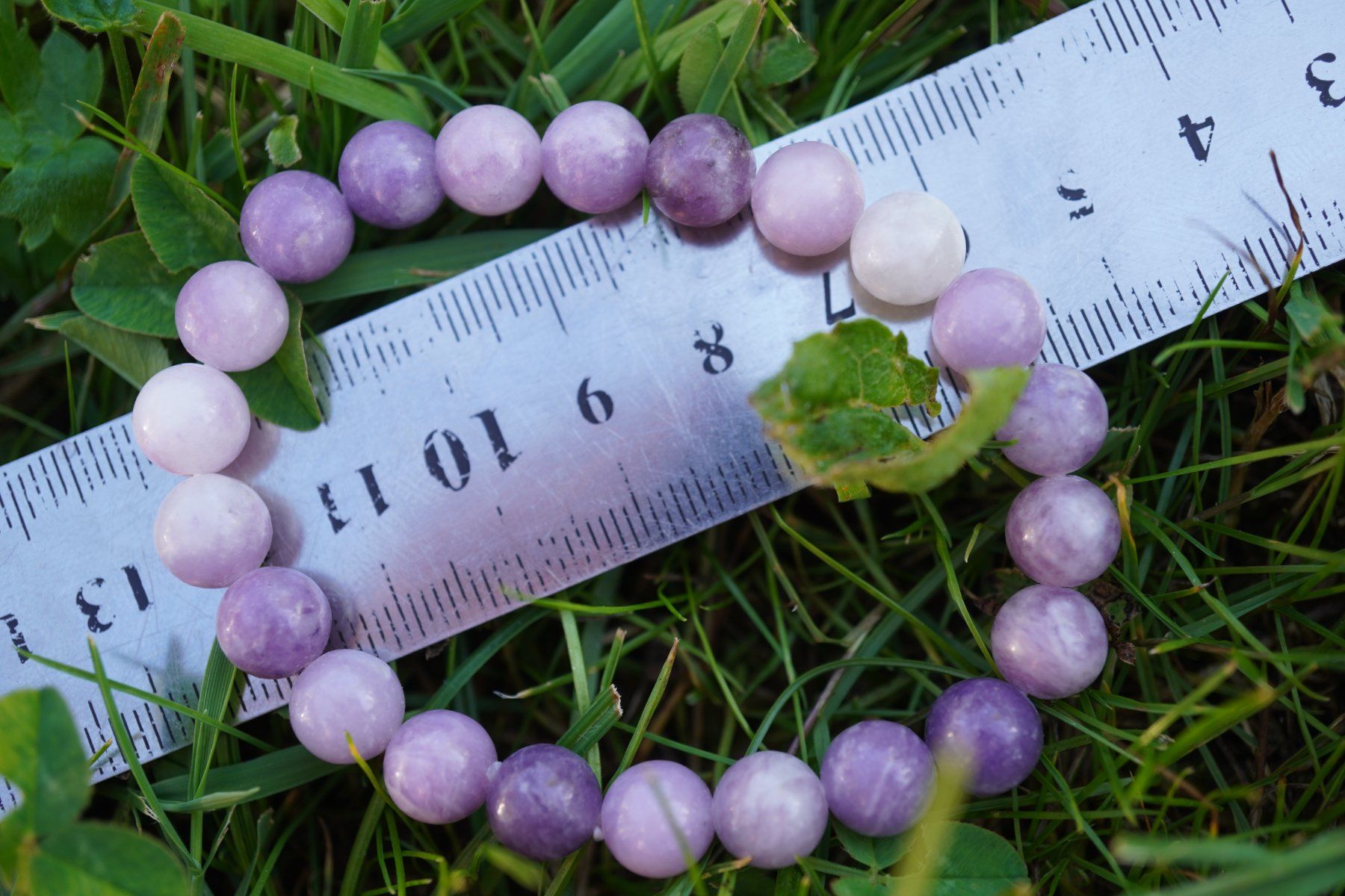 Minéraux & Lithothérapie: Lepidolith Kugel Armband mit Gummizug – Neuf avec emballage d'origine à Eschenbach SG par topstone 5