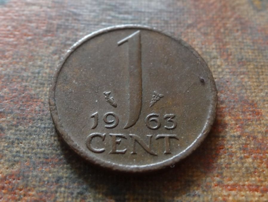 Tutti le monete: PAYS-BAS  Nederland  1  Cent  1963 – Usato da Romanel-sur-Lausanne venduto da Swift13