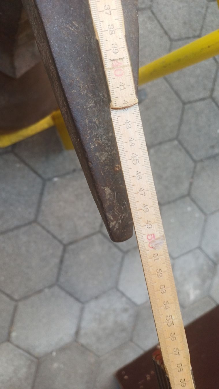 Attrezzi da lavoro: Antiker Ambos mit Sockel 8 – Usato da Flawil venduto da Pinkmalibu 8