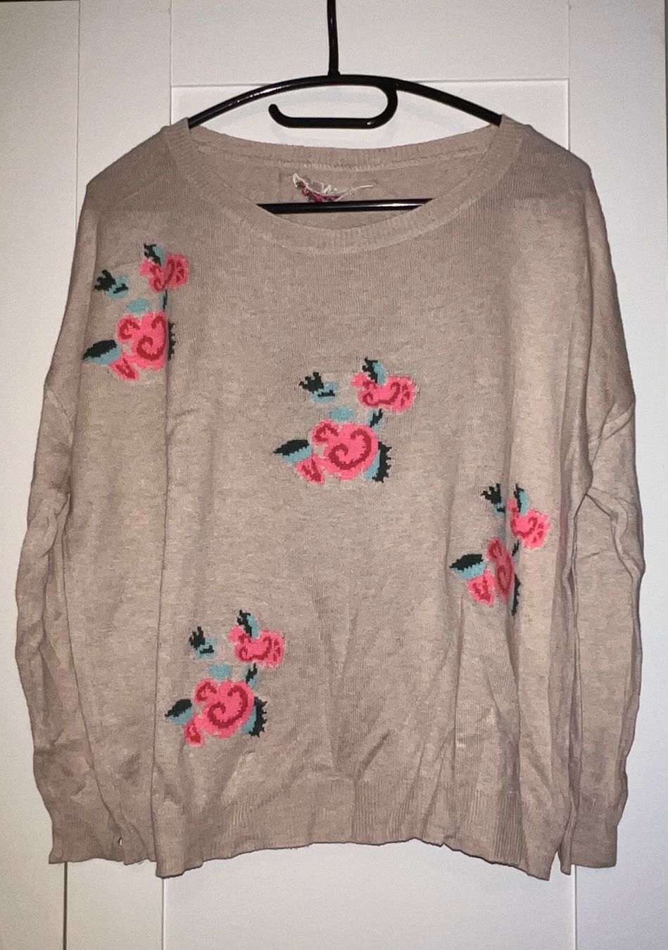Pulls & Sweat-shirts: • Leichter Pullover mit Muster • – D'occasion à Basel par mendoza13