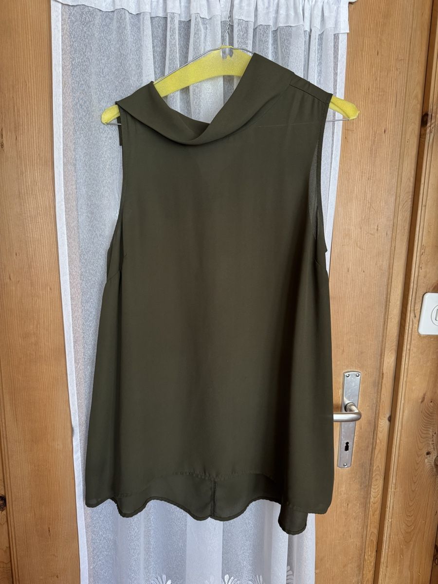 Maillots de corps & Pantalons: Langes Shirt – D'occasion à Samedan par rob_g658