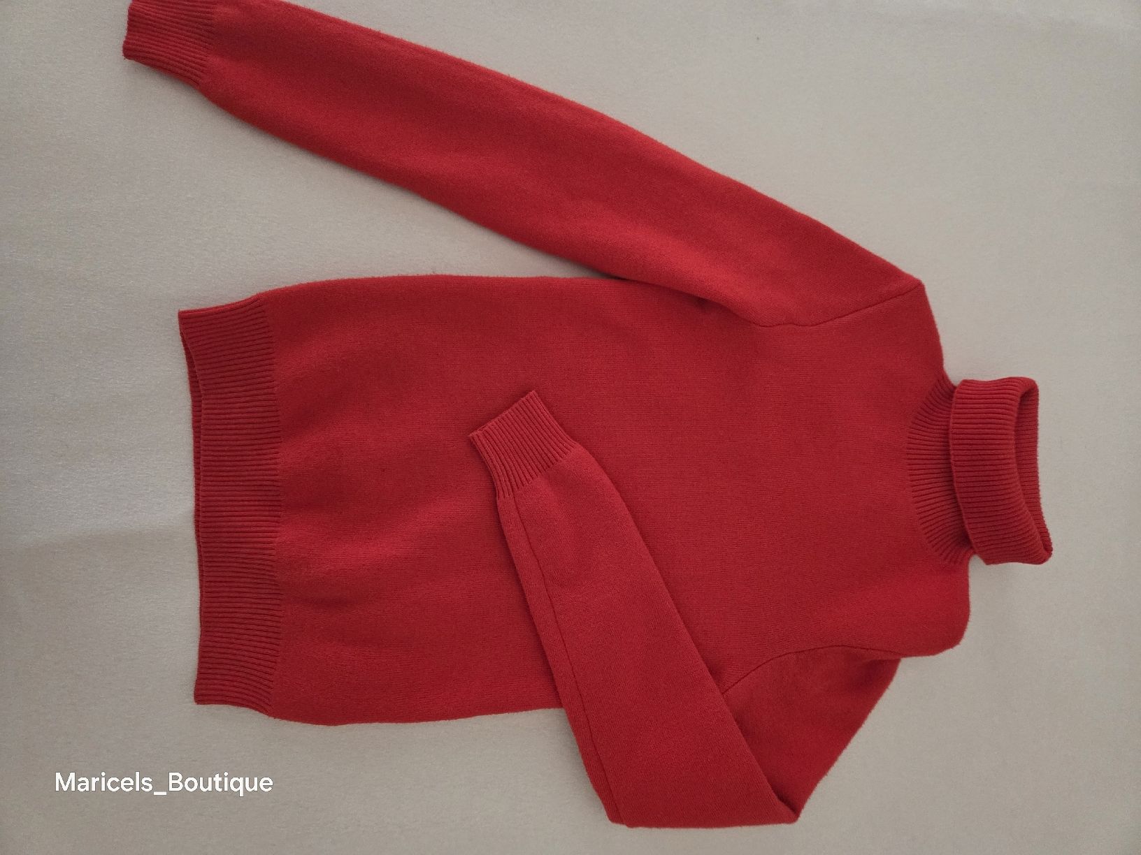 Pullover & Sweatshirts: Red Amisu Turtle Neck Sweater Size S – Gebraucht aus Winterthur von Maricels_Boutique 2