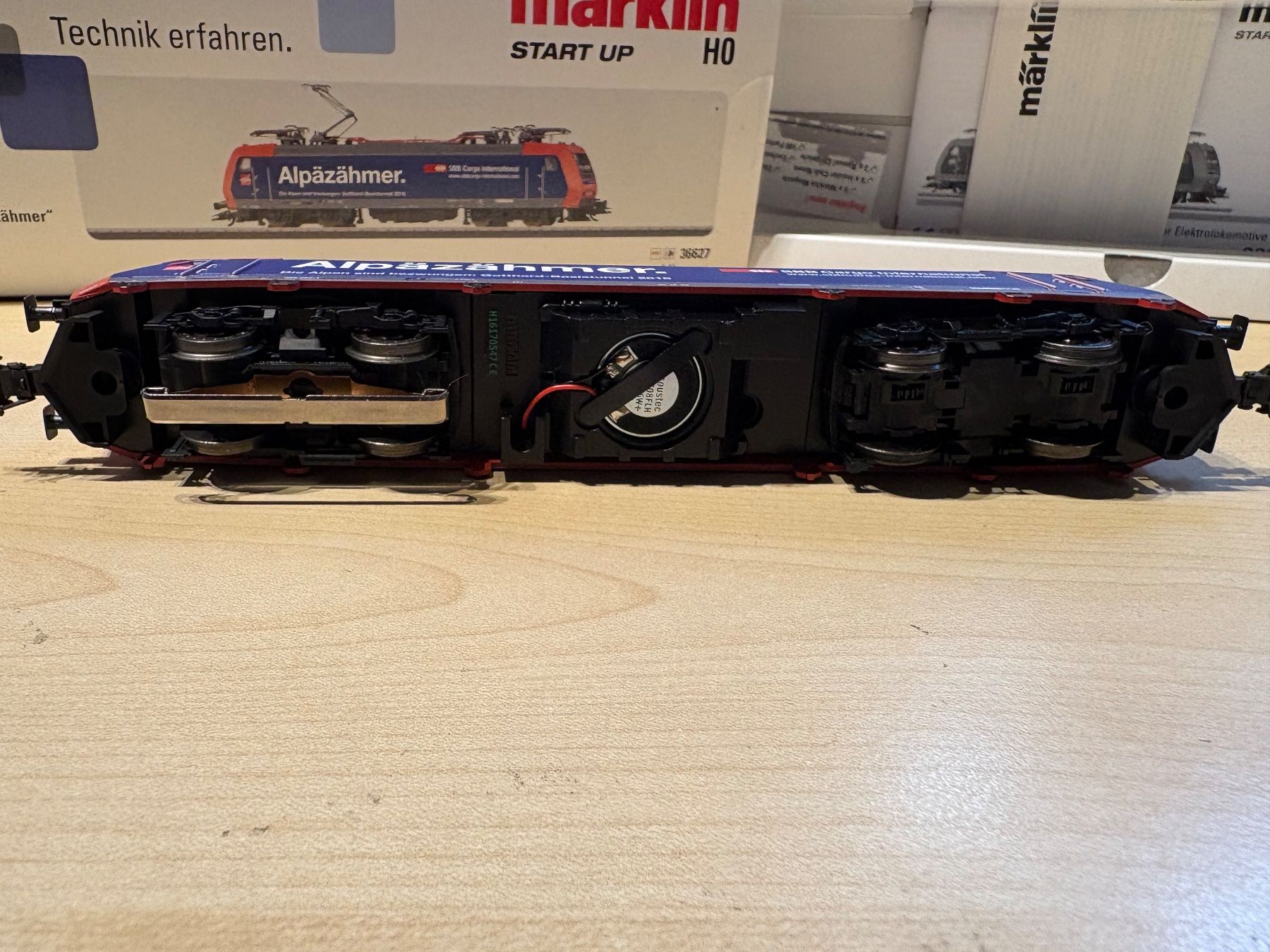 Märklin Modellini di ferrovie: Maerklin 36627  Re482 – Nuovo e nell'imballaggio originale da Corcelles Payerne venduto da Pierre66 4