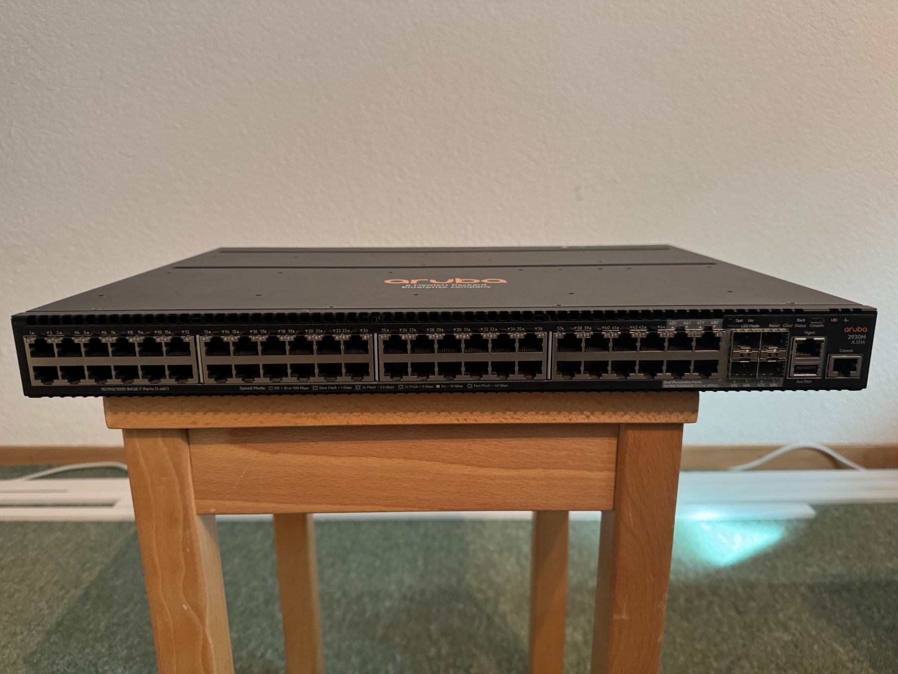 Hewlett Packard Hub & Switch: HPE Aruba 2930M – Usato da Hochfelden venduto da let_the_hammer_fall 1