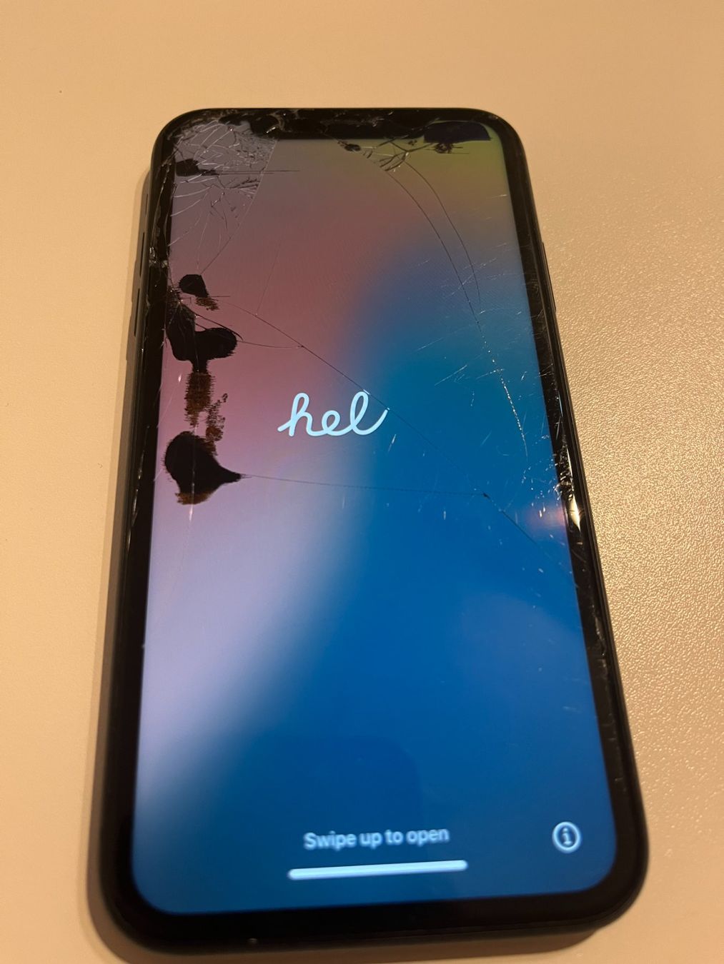 Apple Handys / Smartphones: iPhone 11 mit defektem Display – Defekt aus Kerns von urs_j88g 2