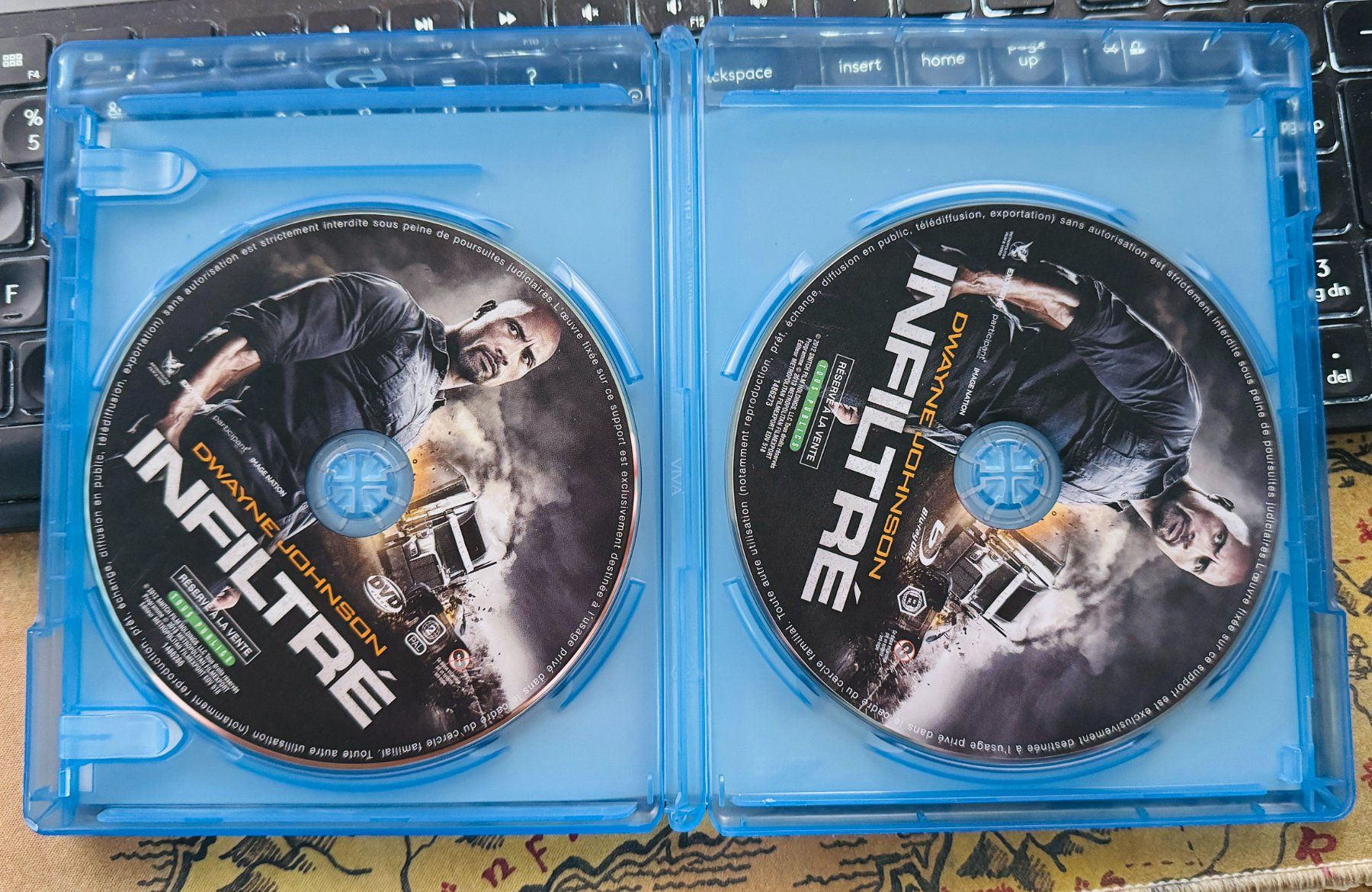 Tutti i DVDs: Infiltré (2013) - Blu-ray Combo Blu-ray + DVD – Usato da Semsales venduto da __Florian__ 3