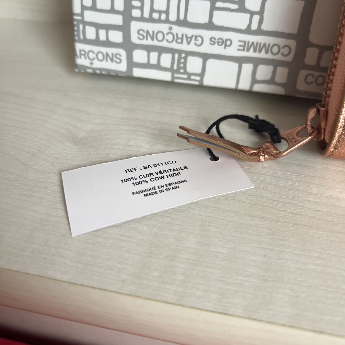 Comme Des Garcons Portemonnaie: Comme des Garçons Rose Gold Leather Wallet – Neu und originalverpackt aus Fribourg von ariesto 1