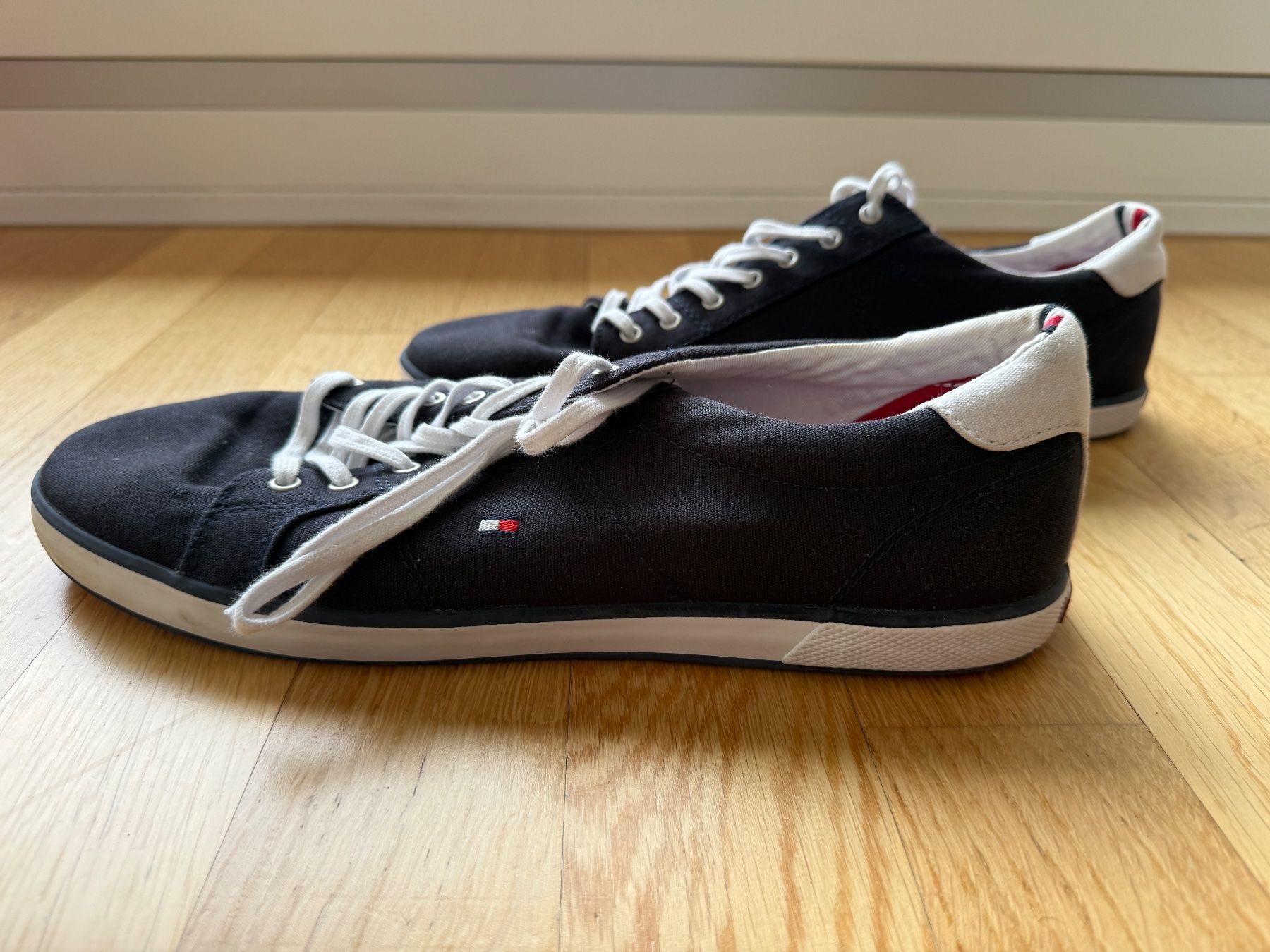 Tommy Hilfiger Scarpe da uomo: Tommy Hilfiger Schuhe - Grösse 44 – Usato da Baden venduto da polveres 5