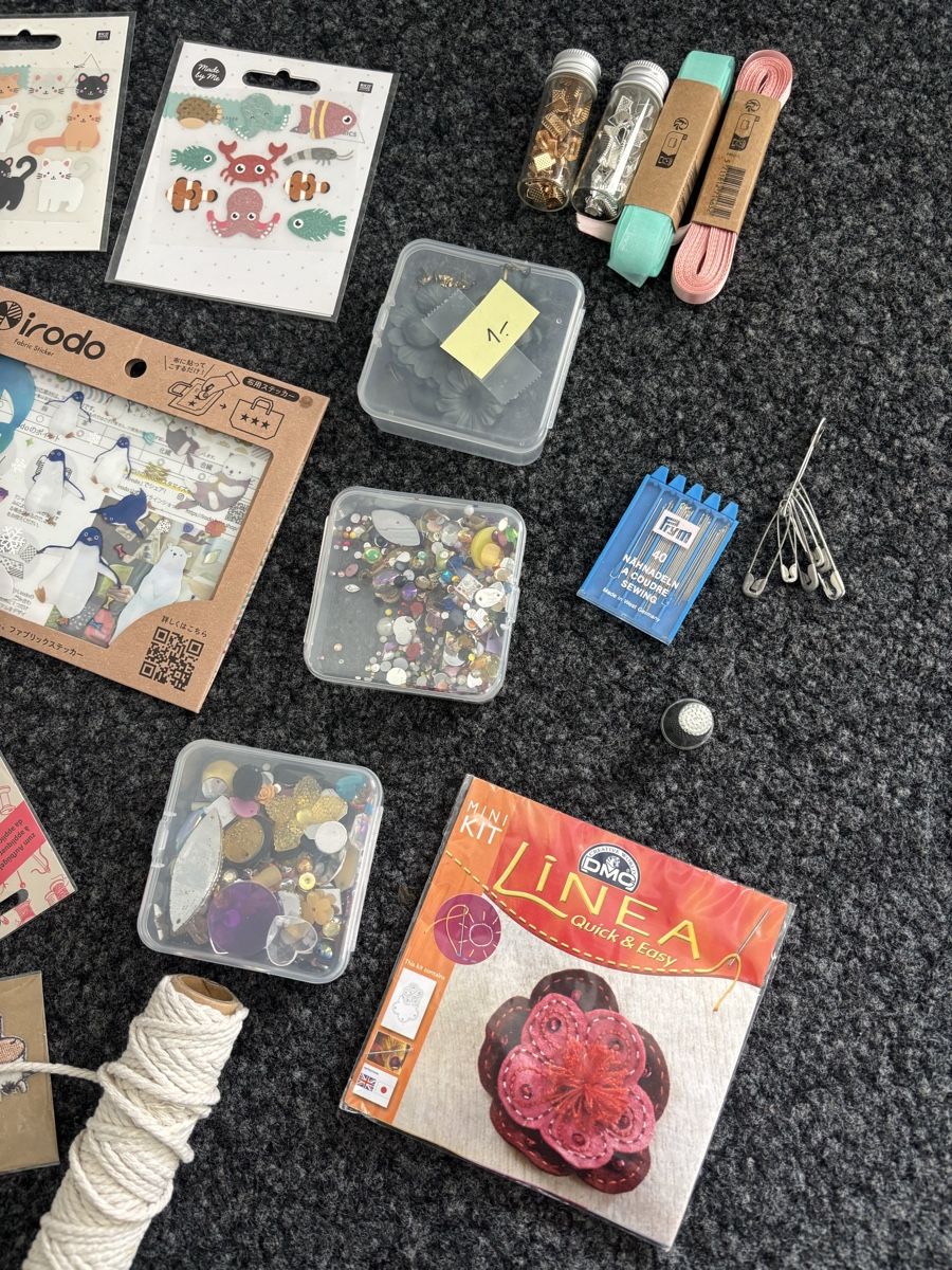 Bastelsets: Lot de materiel de couture  – Gebraucht aus Fribourg von 8mv2 1