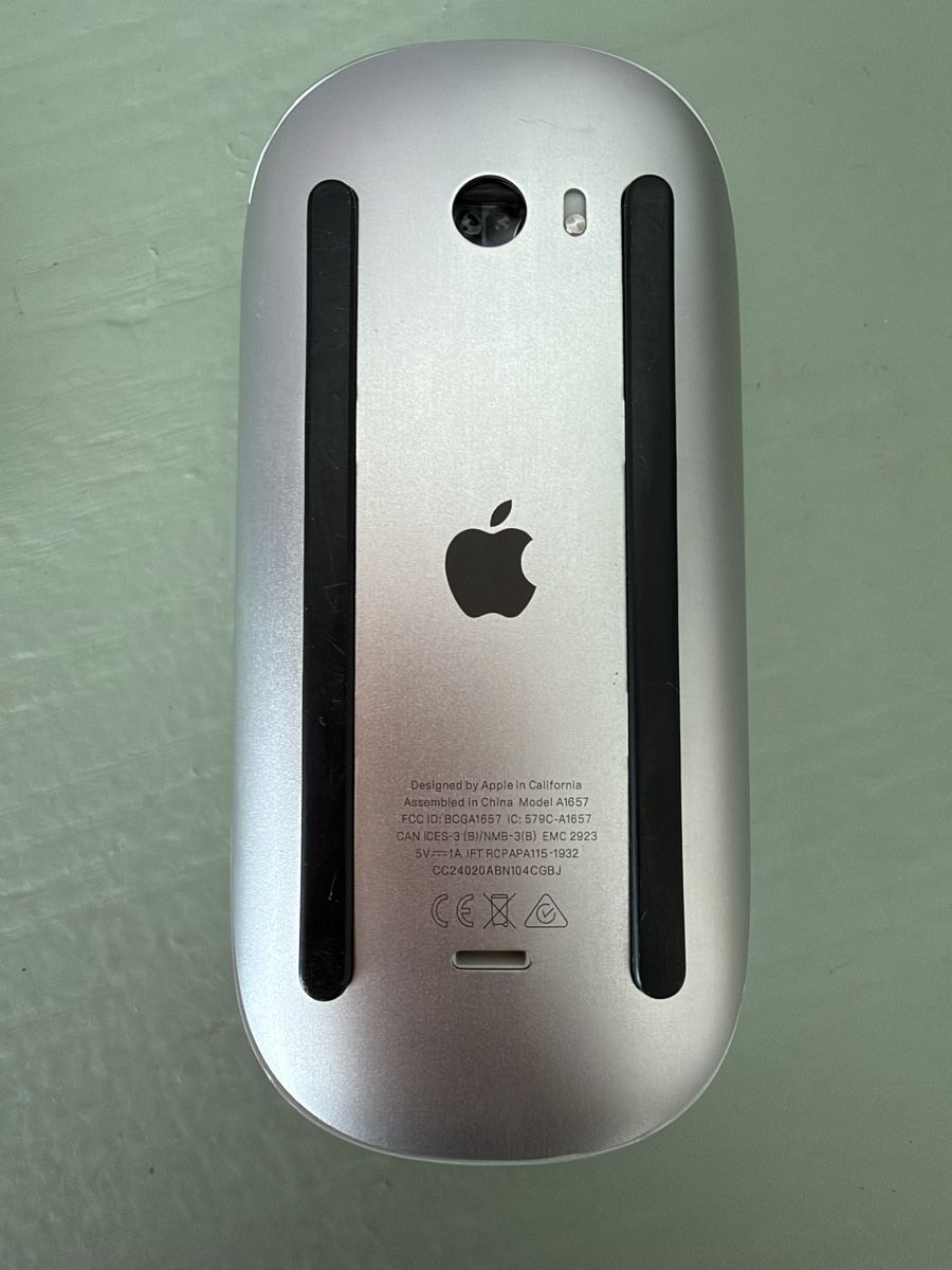 Apple Souris: Magic Mouse 2 (New) – Neuf (Voir description) à Sion par Blackwidow86 2