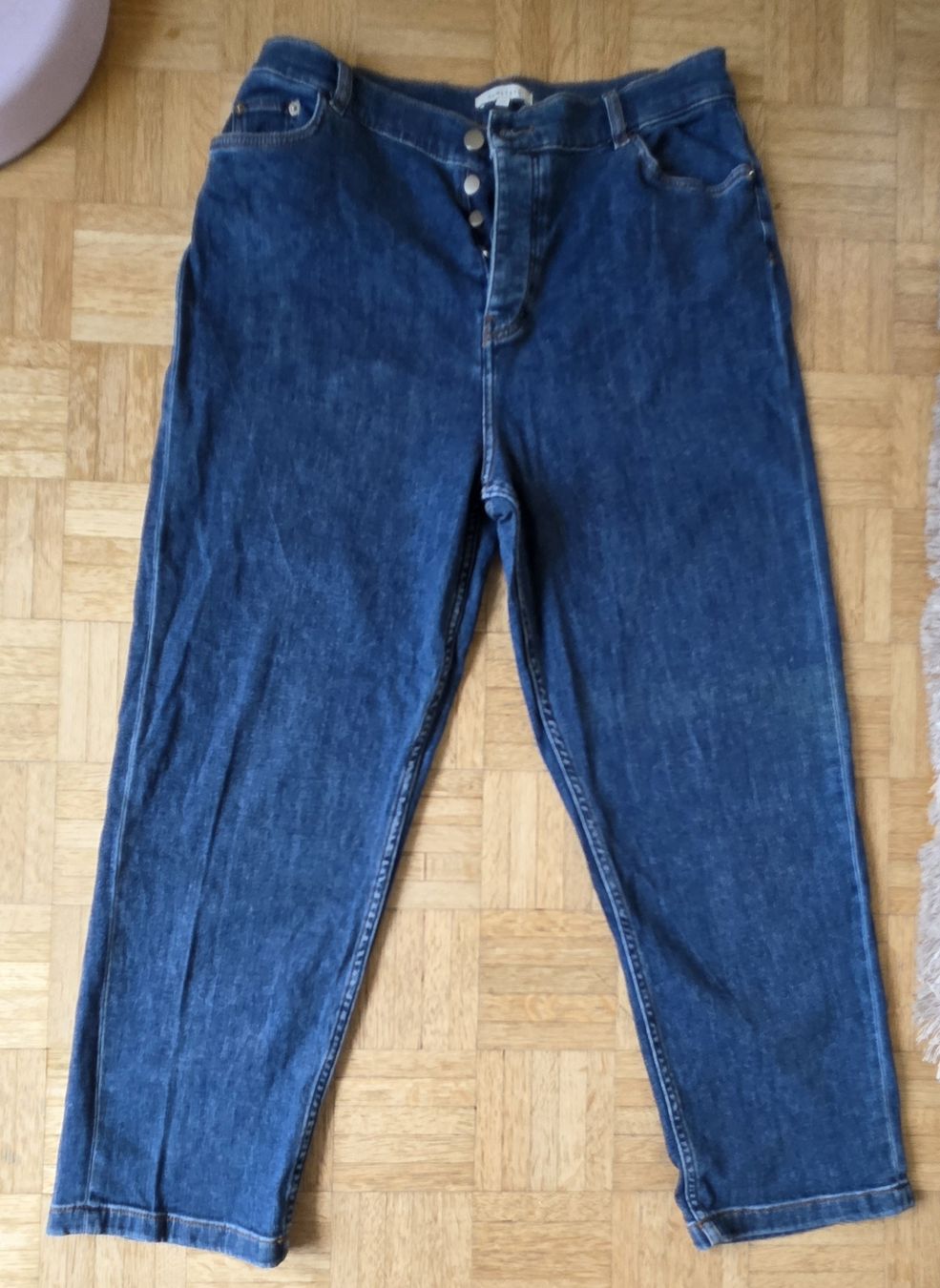 Jeans: Jeans Taille 44 marque Humility – Usato da Yverdon-les-Bains venduto da van_dq65 1