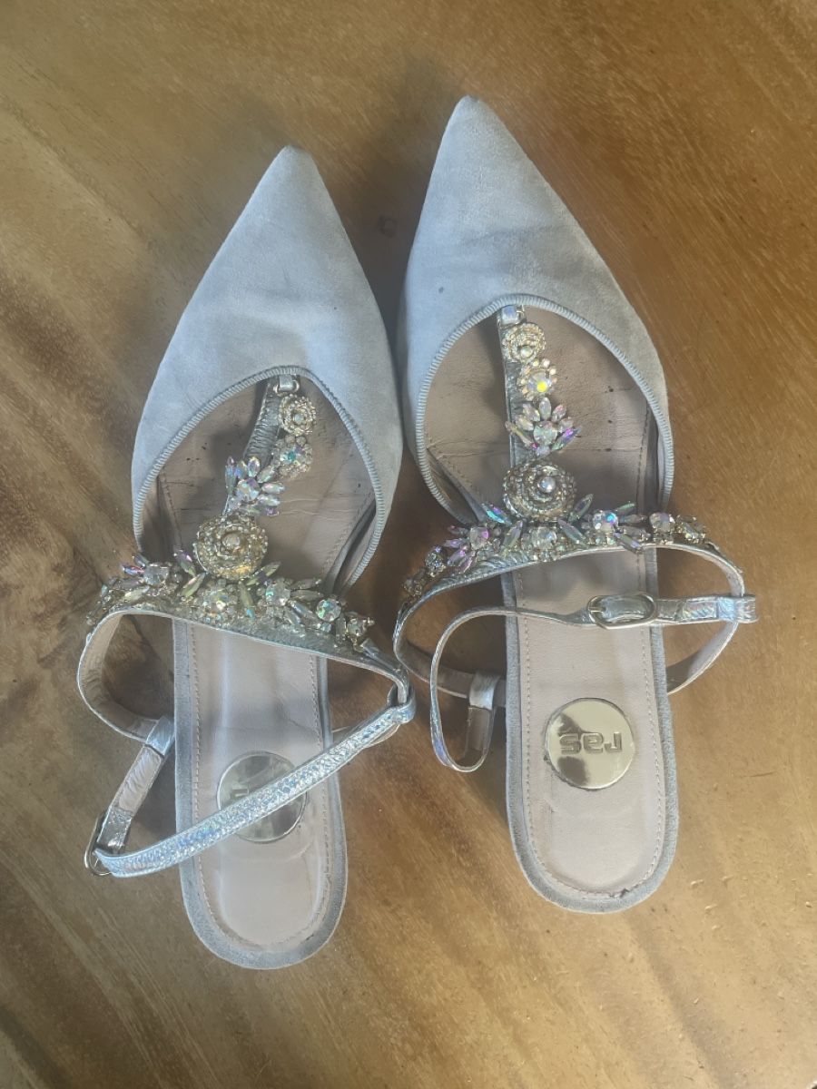 Scarpe da donna: Ras Damen Schuhe grau gr 39 – Usato da Zürich venduto da eddiekaterblau 1