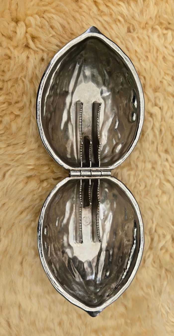 Elettrodomestici da cucina: Nussknacker im Nuss Design, Metall – Usato da Rheinsulz venduto da Dred 2