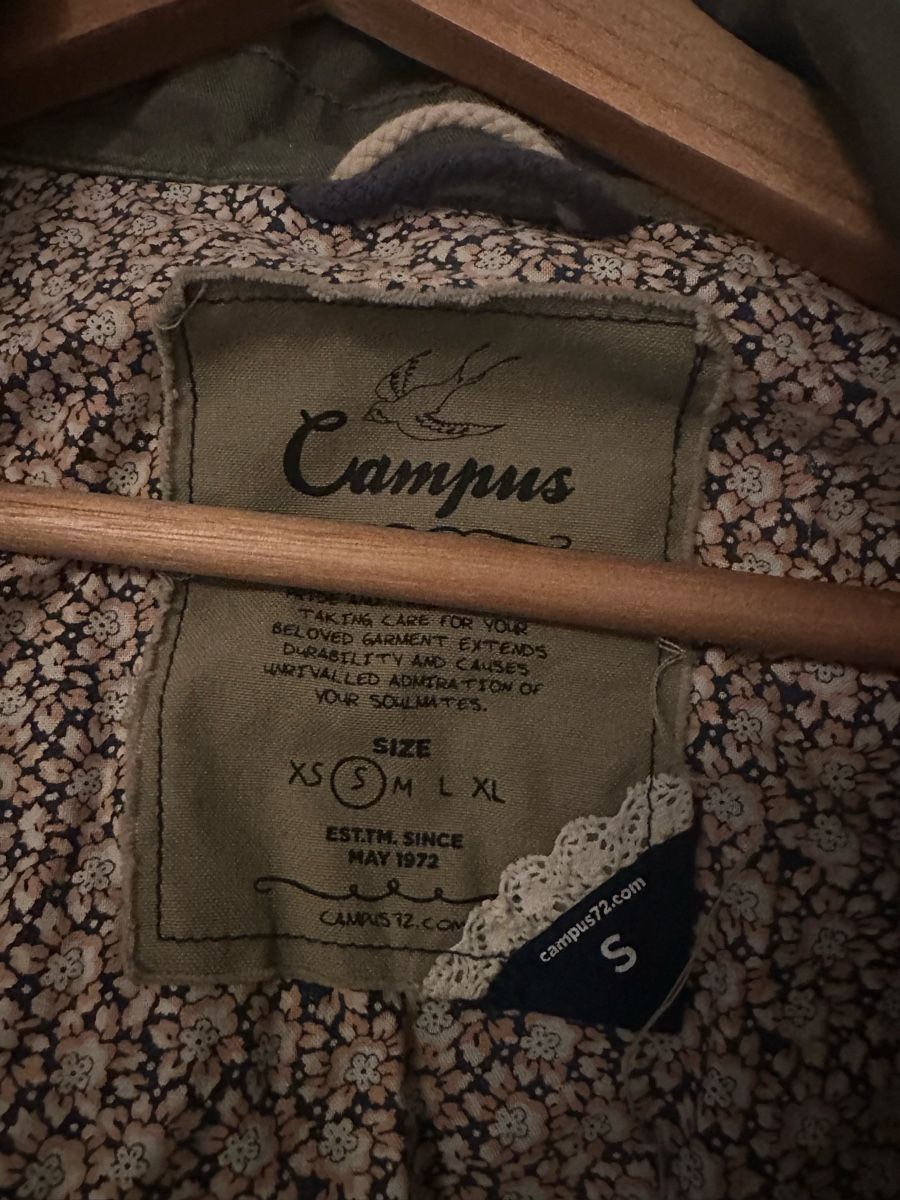 Cappotti: Campus Khaki Parka - Size S - Perfect spring Jacket! – Usato da Zürich venduto da car_68nt 2