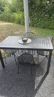 Gartentisch mit 4 Stuhl 