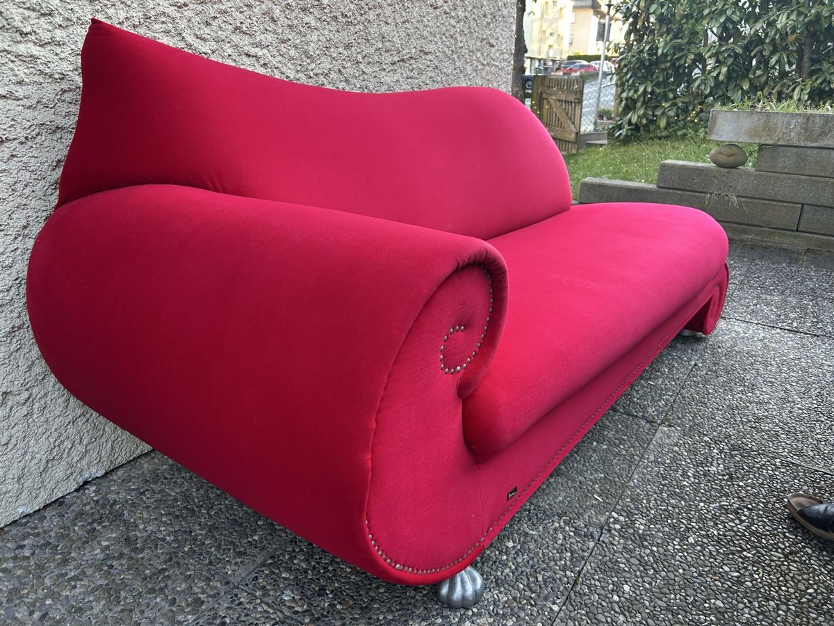 Bretz Sofas: Rotes 2er Sofa – Neu (gemäss Beschreibung) aus Bern von dyanichenoa 2