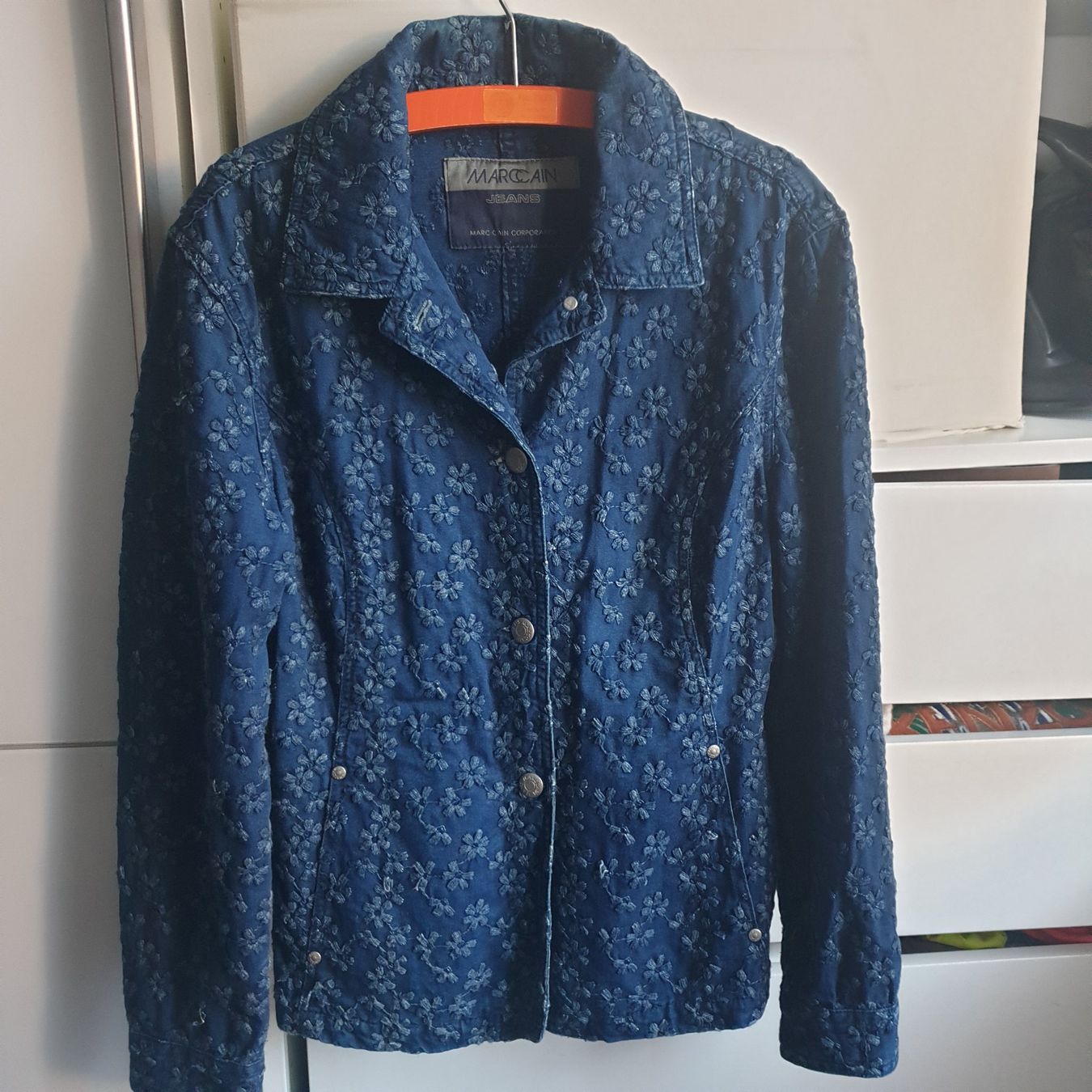 Marc Cain Giacche: Marccain schöne blaue Jacke Gr. N1 – Usato da Frenkendorf venduto da Chrigeli01