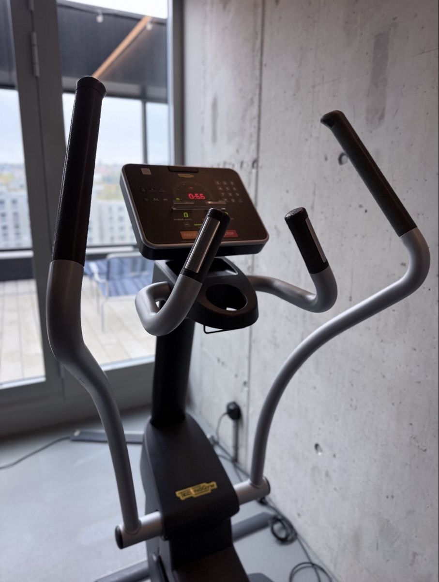 Technogym Hometrainer: Technogym Synchro Forma – Gebraucht aus Wangen ZH von Lumei89 6