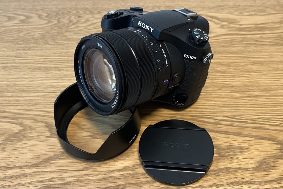 Sony Fotocamera: Sony RX10 IV – État impeccable – Usato da Le Sentier venduto da myman 3