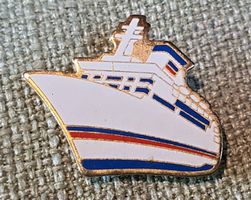 I091 - Pin Schiff