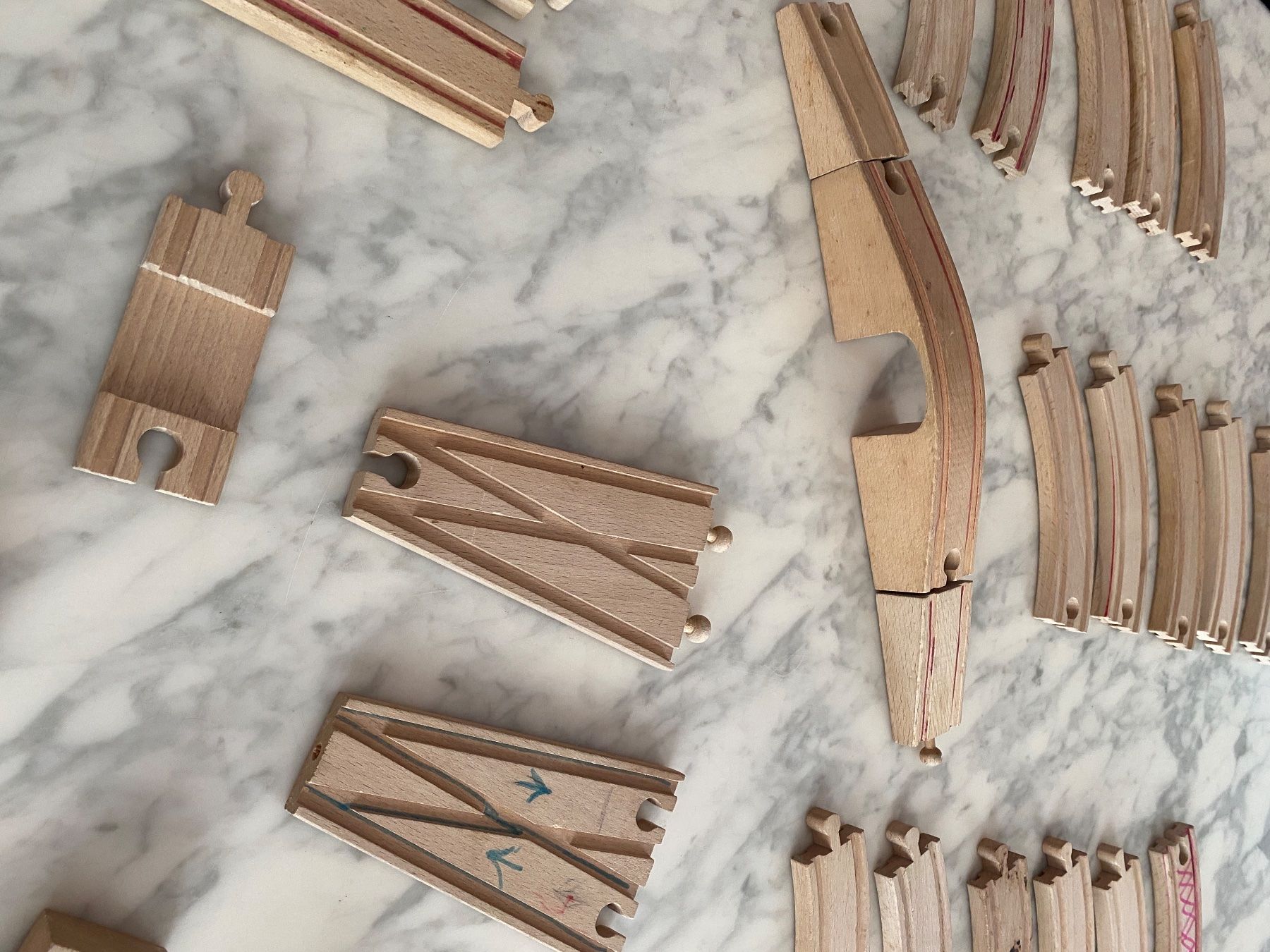 Brio Jouets: Brio Holz-Eisenbahn – D'occasion à Basel par Rivinus 6