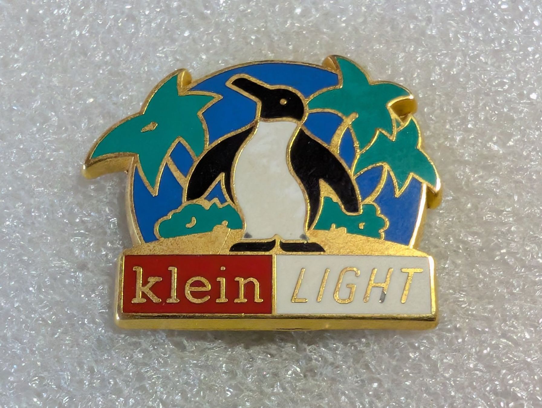 Plaketten & Abzeichen: Ansteckpin 99: Klein Light – Gebraucht aus Oppligen von Pin-Fall-Shop