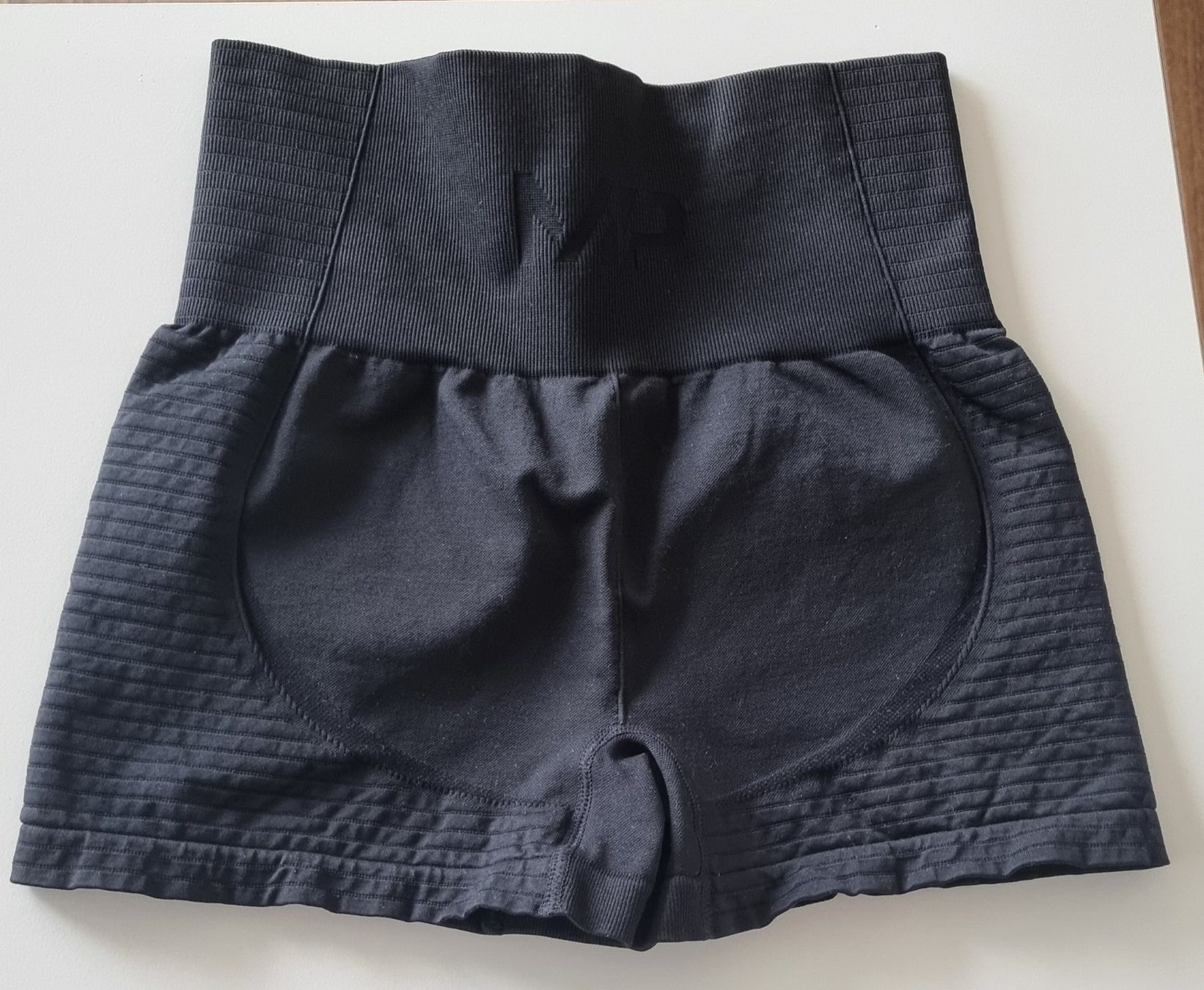 Leggings: MP Sport Shorts Damen – Usato da Balgach venduto da Patty04 1
