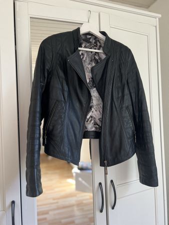 Schicke Dashel Lederjacke, Grösse M, schwarz