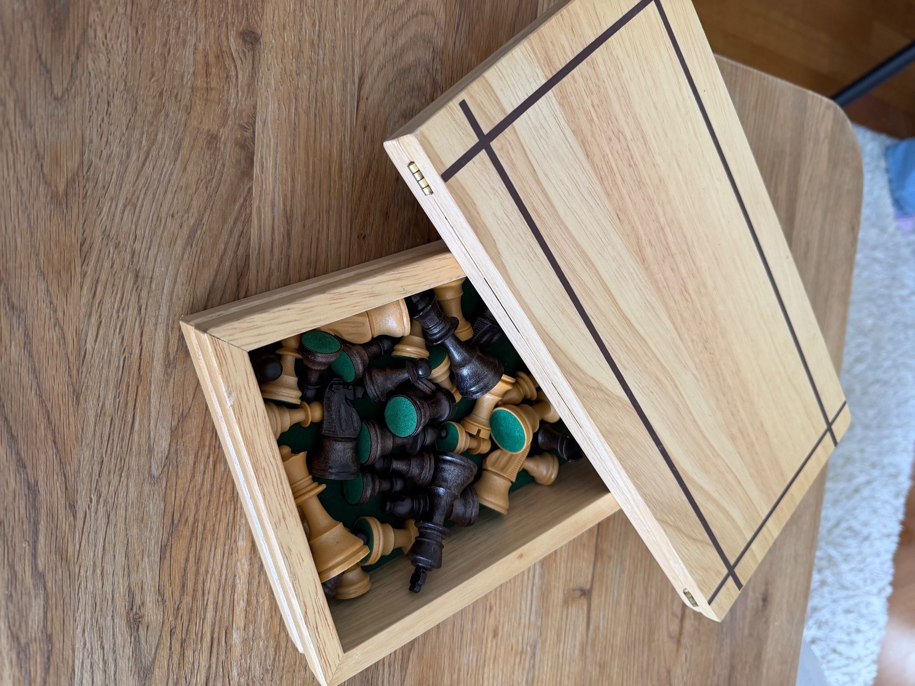 Spiele: Holz Brett mit Schachfiguren – Gebraucht aus St.Gallen von bubo2008 2