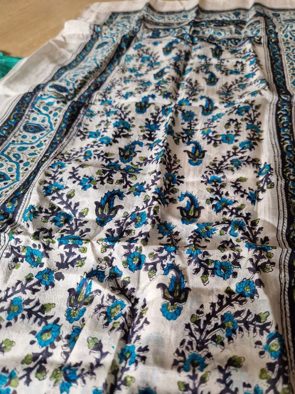 Foulard & Sciarpe: 6 grüne Seidenfoulards – Nuovo (secondo la descrizione) da Basel venduto da Luckyvrena 2