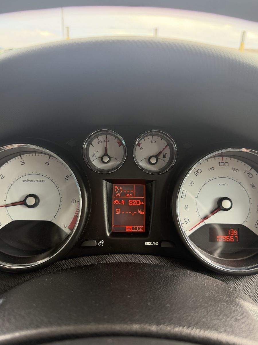 Peugeot Autos: Peugeot 308 2011 – Gebraucht aus Kappel SO von ron_xy69 3