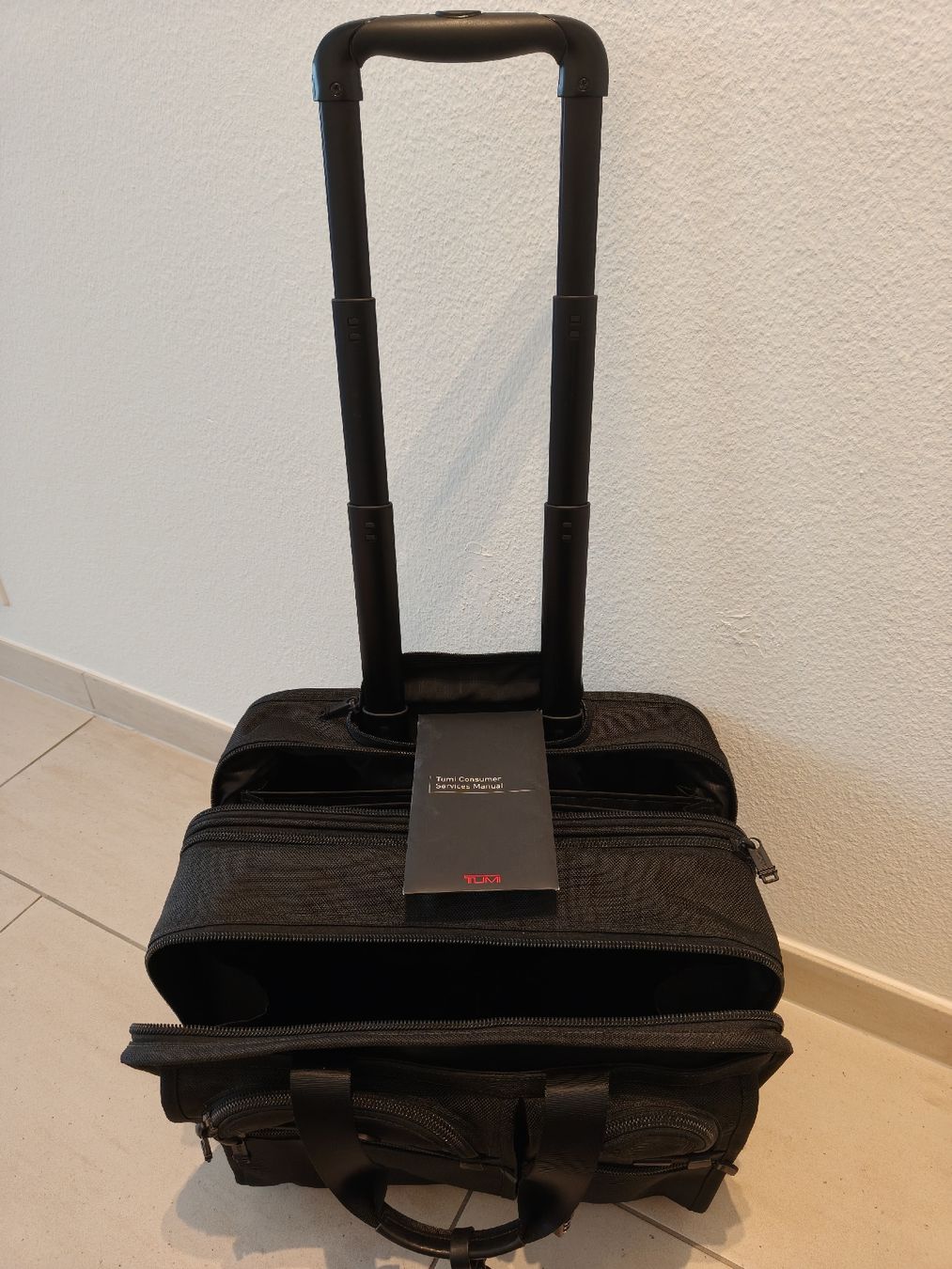 Tumi Valigie: Original Tumi Pilotenkoffer – Nuovo (secondo la descrizione) da Augst BL venduto da kefurrer
