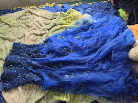 Blaues Ballkleid / Abendkleid mit Spitze, Grösse M/L